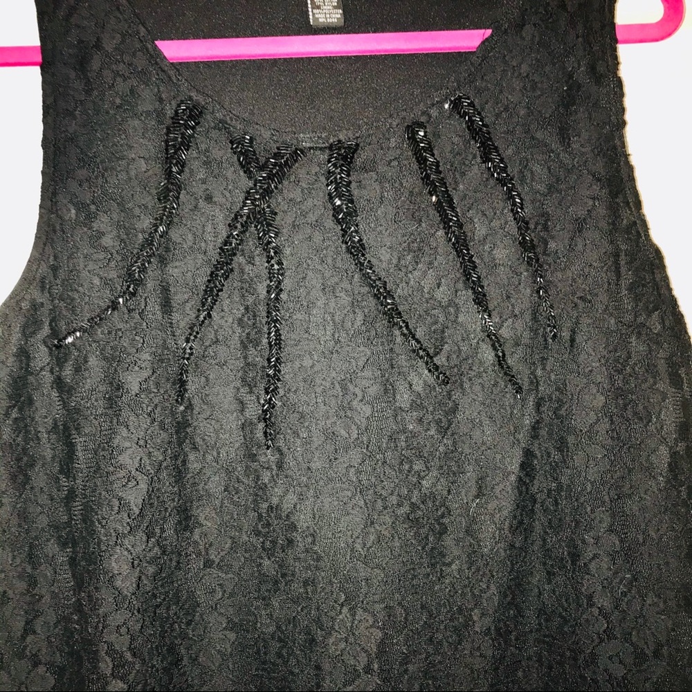 3/20 NWT Lace Sleeveless Blouse with Beading